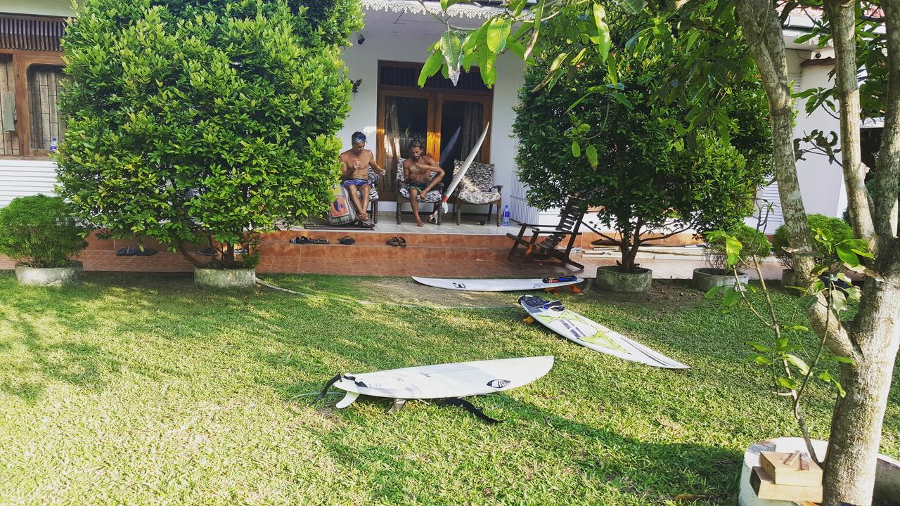 Hostel Surfing Wombats Weligama Zewnętrze zdjęcie